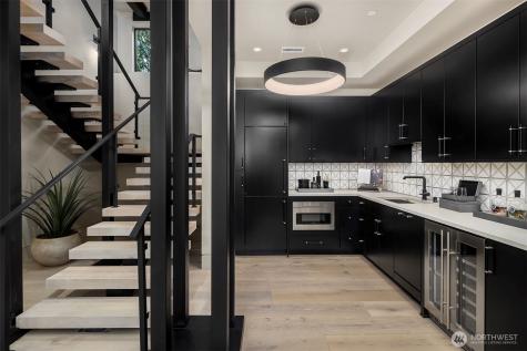 9630 SE 5th Street Bellevue WA 98004