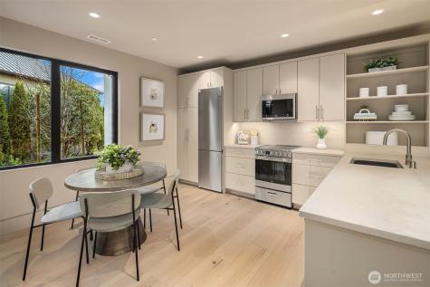 9630 SE 5th Street Bellevue WA 98004