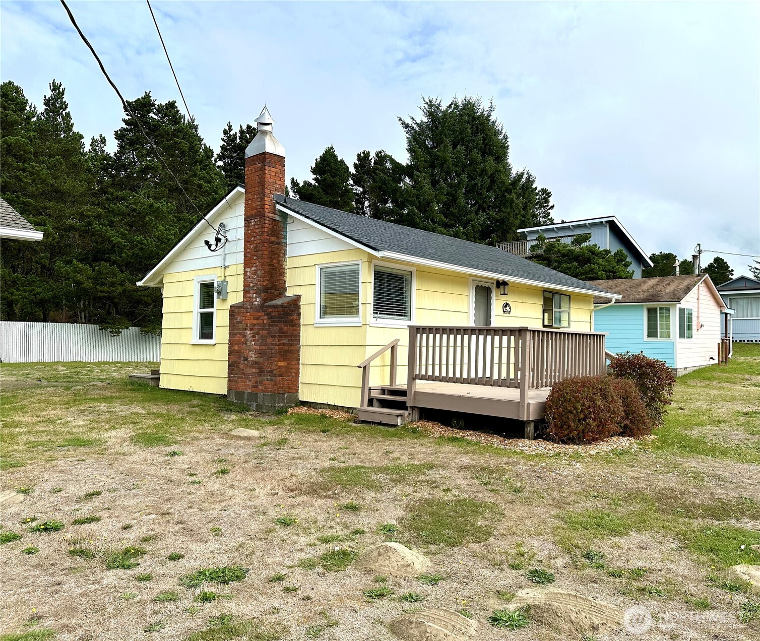 1215 199th Place Long Beach WA 98631
