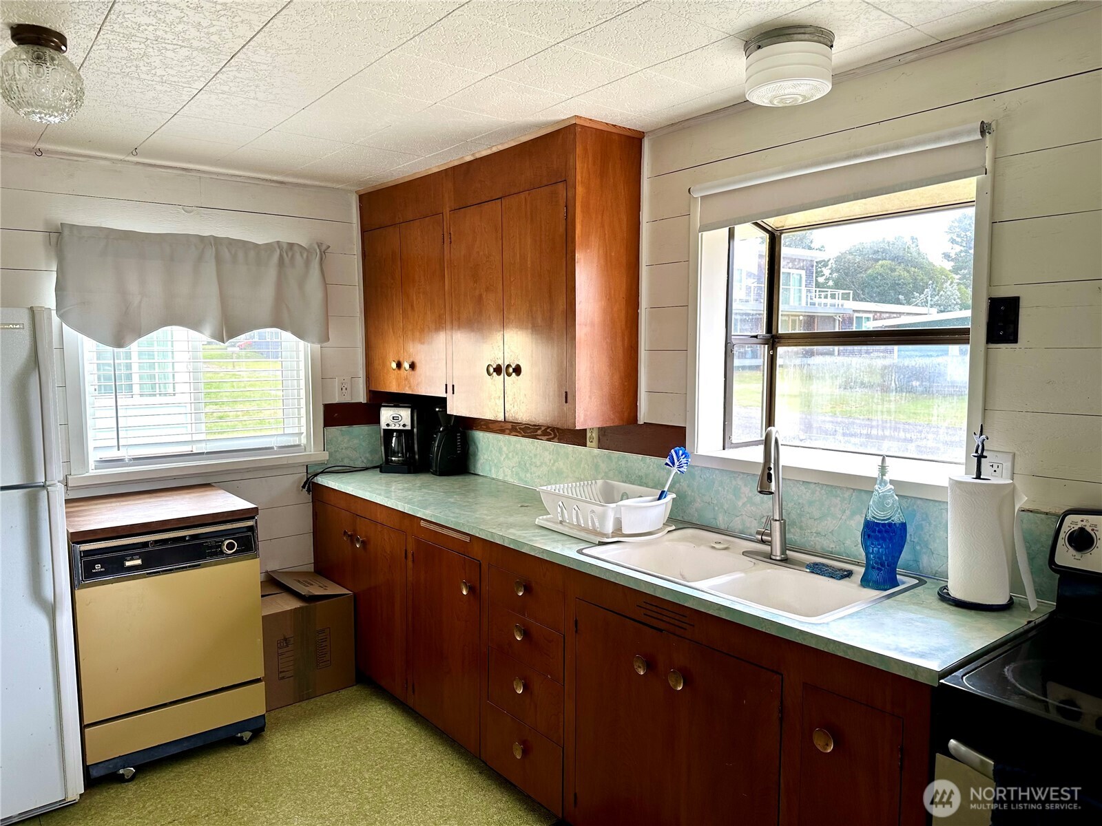 1215 199th Place Long Beach WA 98631