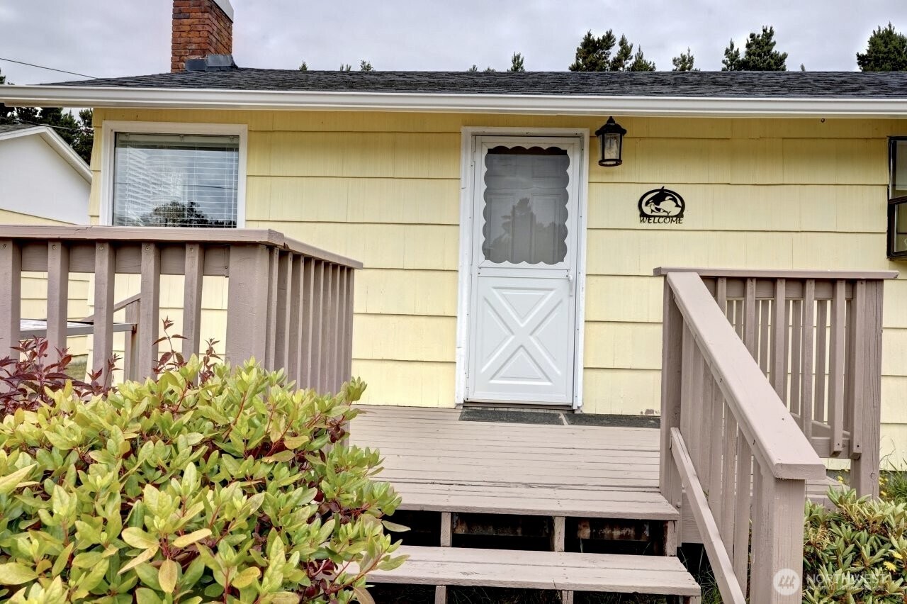 1215 199th Place Long Beach WA 98631