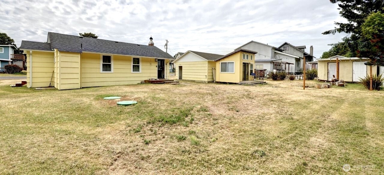 1215 199th Place Long Beach WA 98631