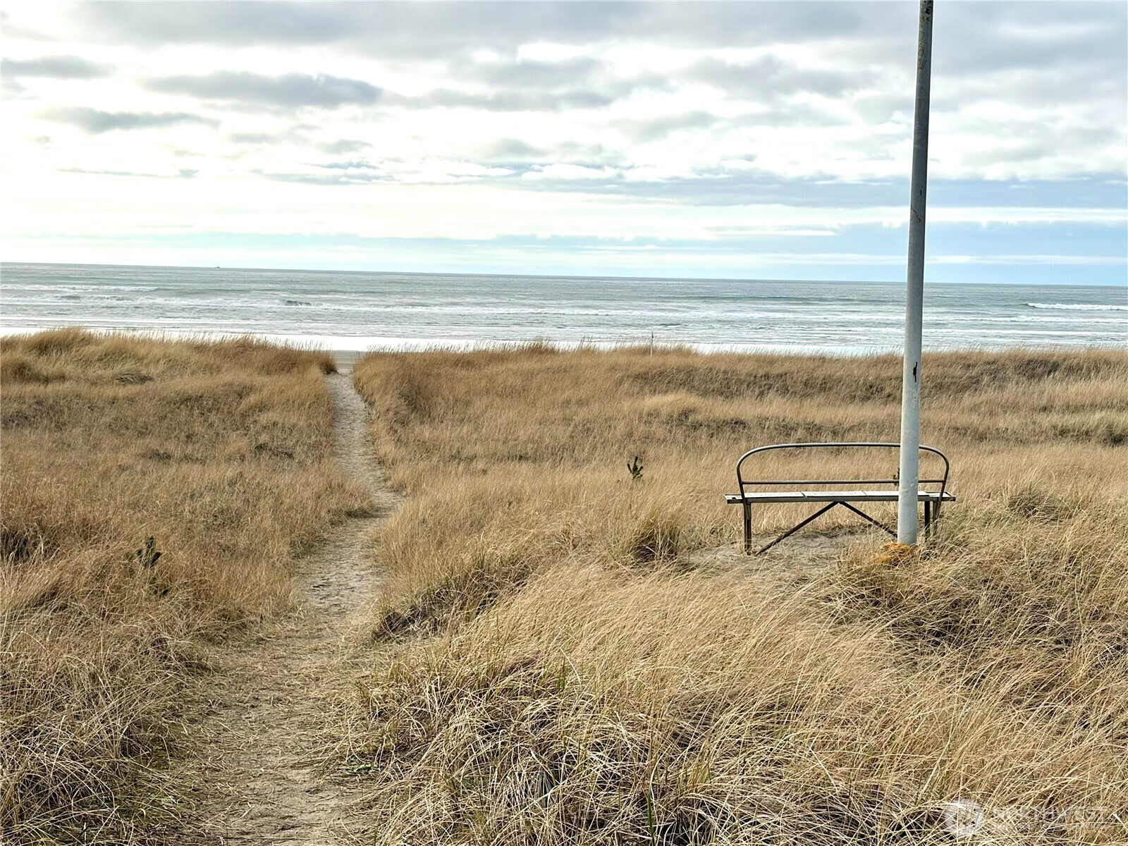1215 199th Place Long Beach WA 98631