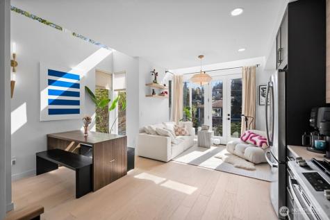 712 W Bertona Street Seattle WA 98119