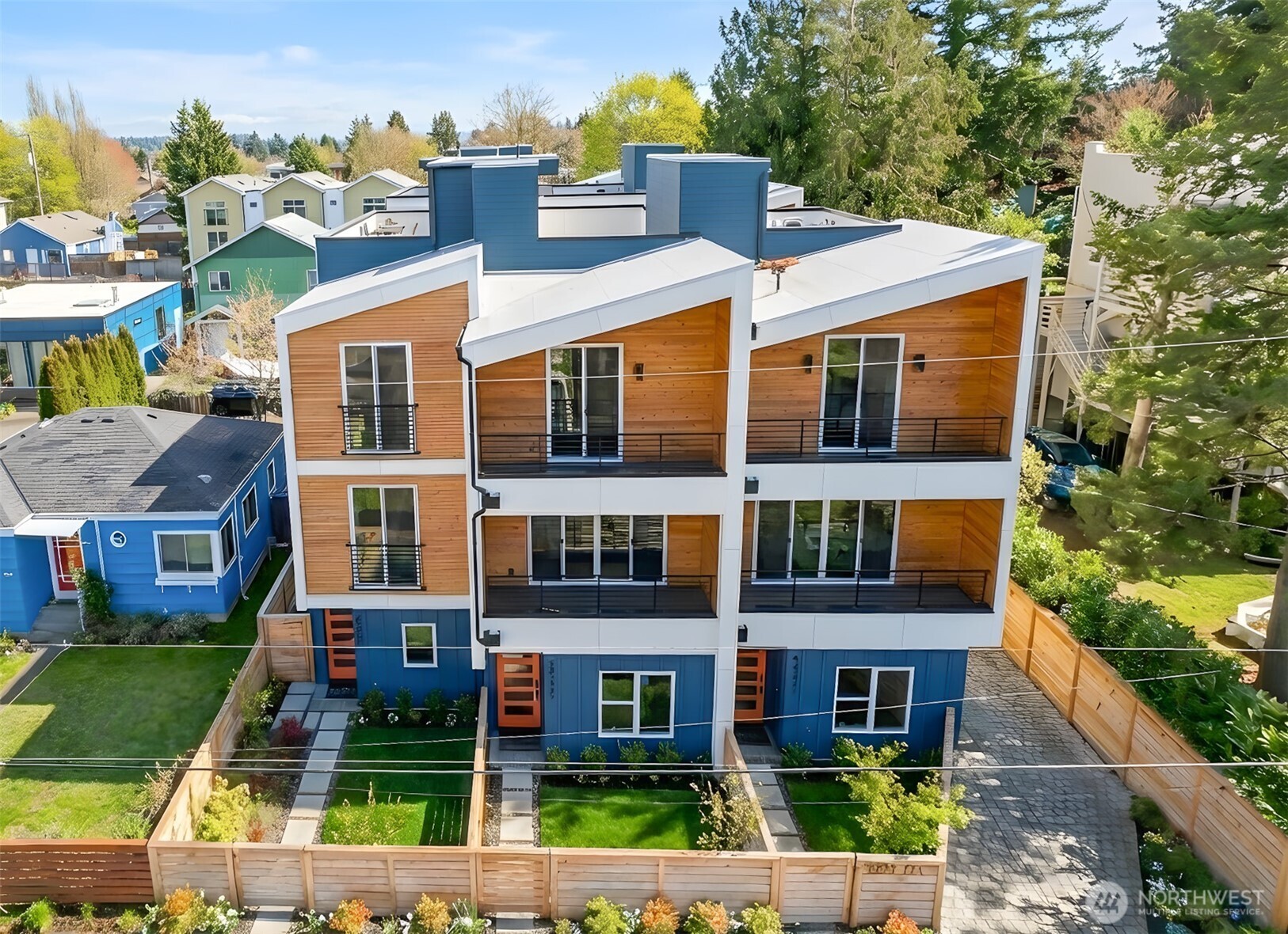 9020 13th Avenue NW Seattle WA 98117