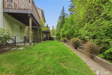 1047 215th Place SE Bothell WA 98021