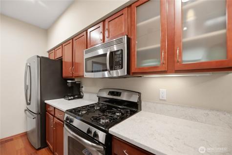 1047 215th Place SE Bothell WA 98021