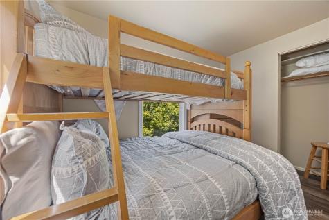 3132 Lakeshore Road Chelan WA 98816