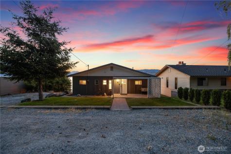3132 Lakeshore Road Chelan WA 98816