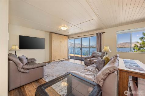 3132 Lakeshore Road Chelan WA 98816