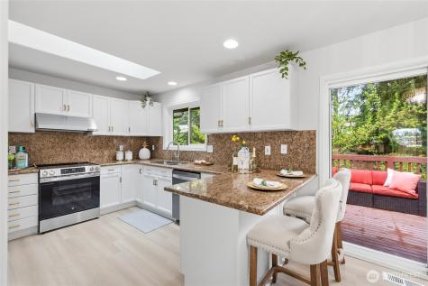 17801 38th Pl W Lynnwood WA 98037