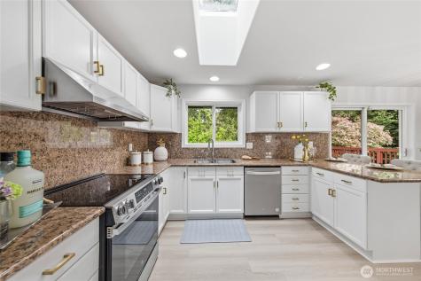 17801 38th Pl W Lynnwood WA 98037