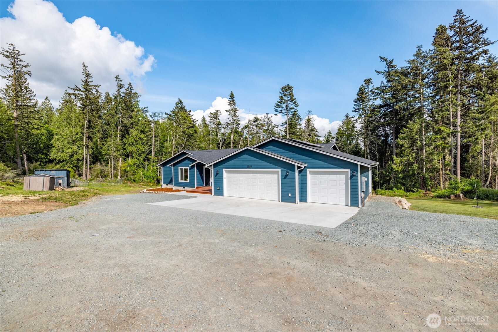 6809 Carolina Street Anacortes WA 98221