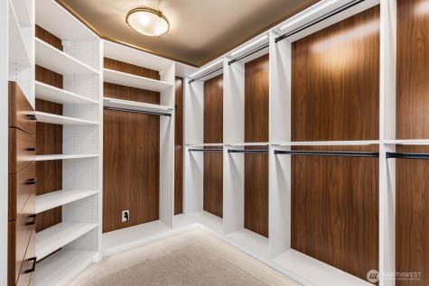 18206 NW Montreux Drive Issaquah WA 98027