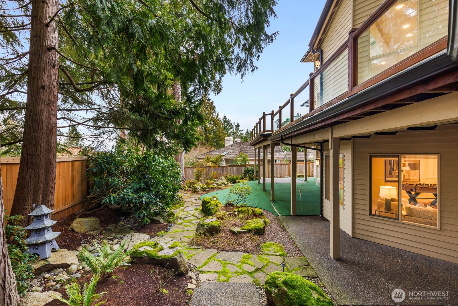 18206 NW Montreux Drive Issaquah WA 98027