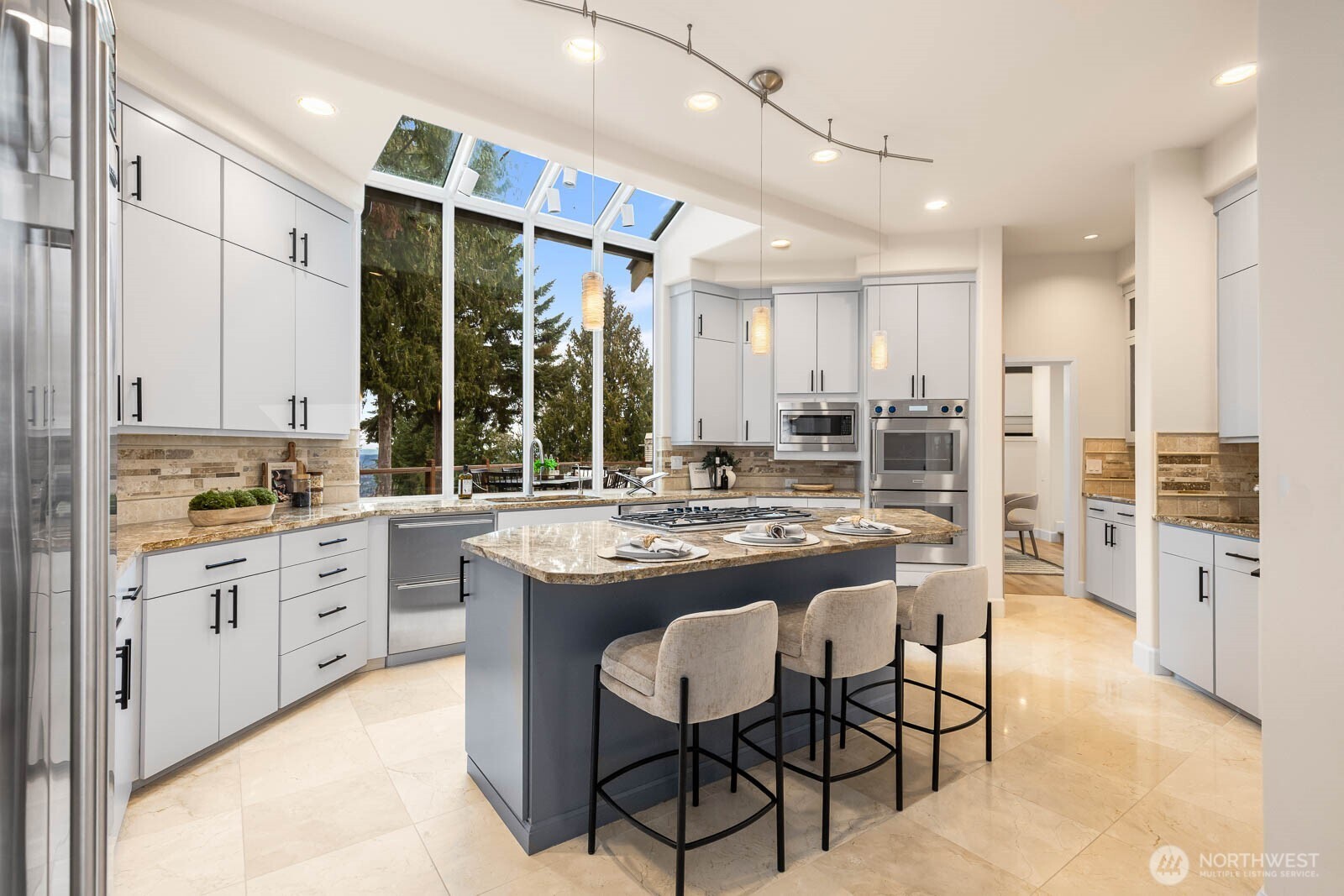 18206 NW Montreux Drive Issaquah WA 98027