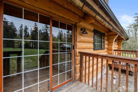 36015 86th Avenue Court E Eatonville WA 98328