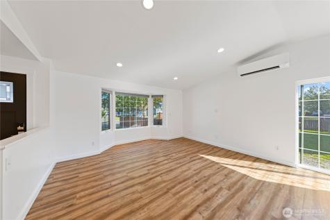 1316 Crystal Lane Burlington WA 98233