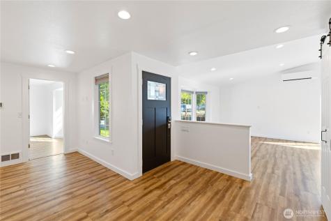 1316 Crystal Lane Burlington WA 98233