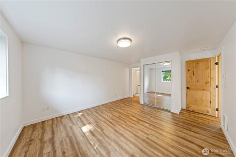 1316 Crystal Lane Burlington WA 98233