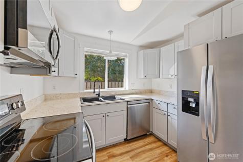 1316 Crystal Lane Burlington WA 98233