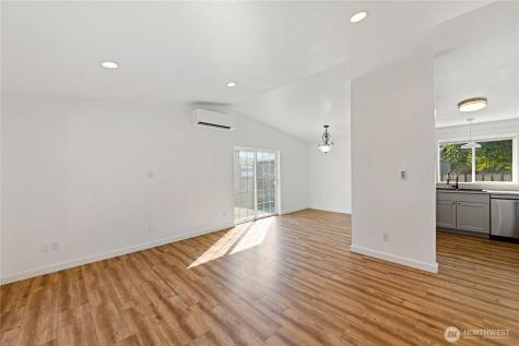 1316 Crystal Lane Burlington WA 98233