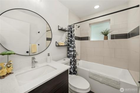531 S Cloverdale Street Seattle WA 98108