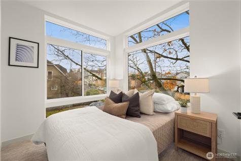 7011 9th Avenue NE Seattle WA 98115