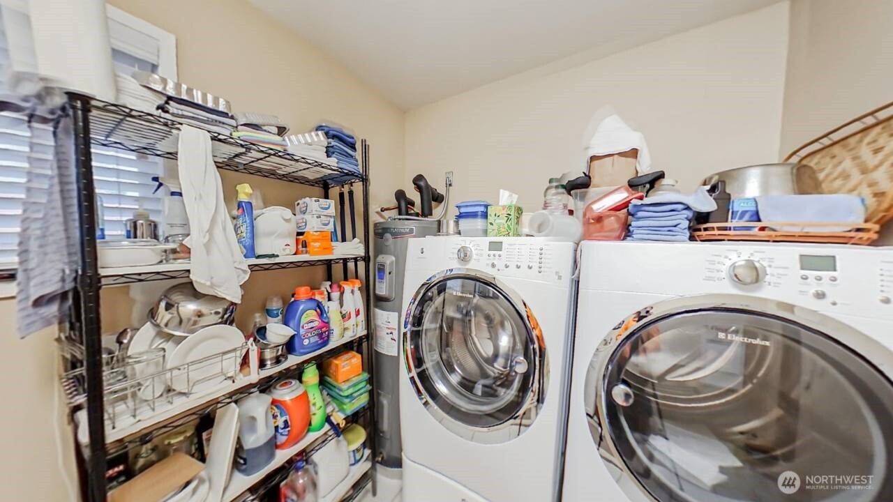 283 Division Avenue Morton WA 98356