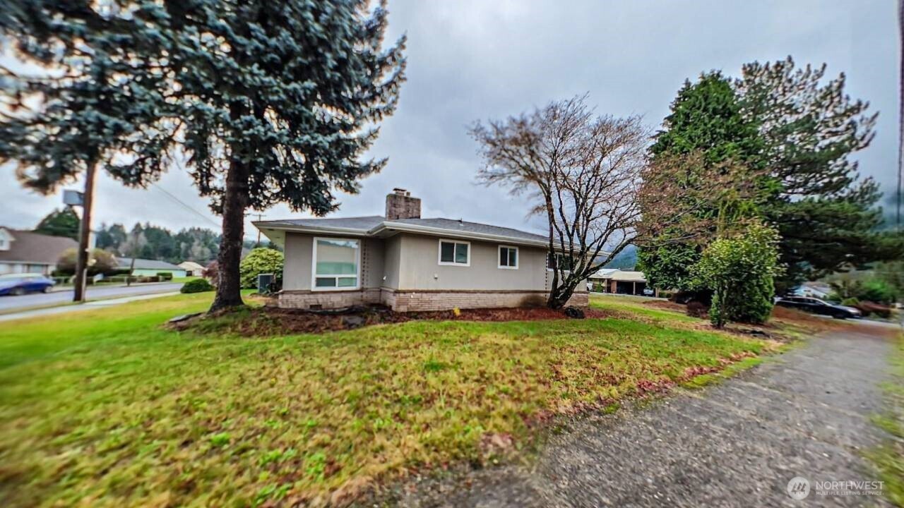 283 Division Avenue Morton WA 98356