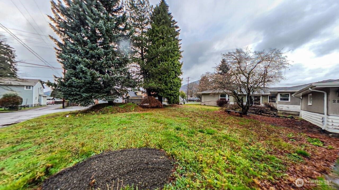 283 Division Avenue Morton WA 98356
