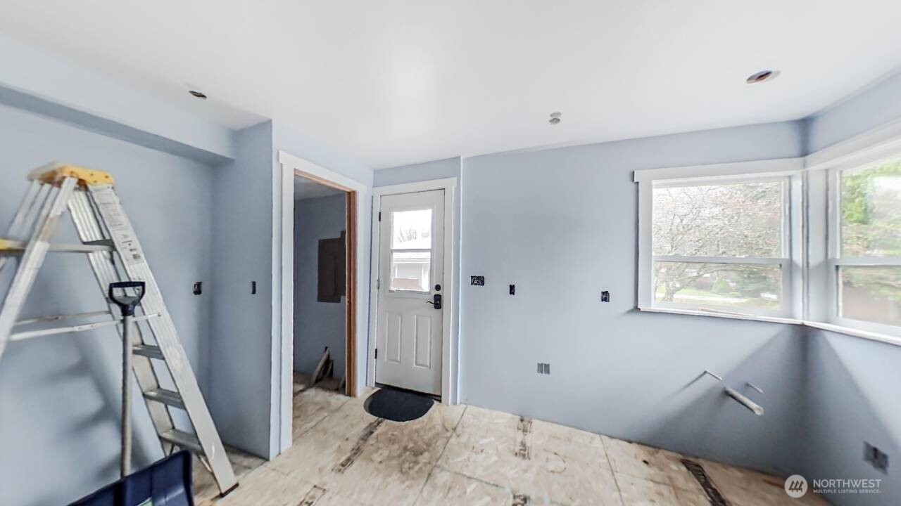 283 Division Avenue Morton WA 98356