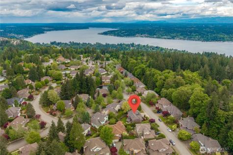 5869 Mont Blanc Place NW Issaquah WA 98027