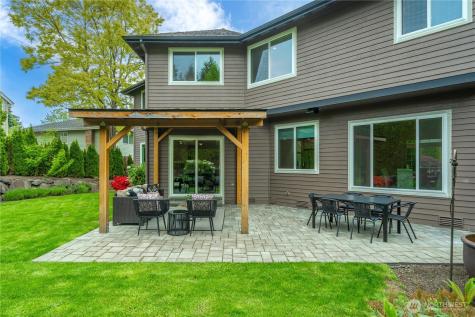 5869 Mont Blanc Place NW Issaquah WA 98027