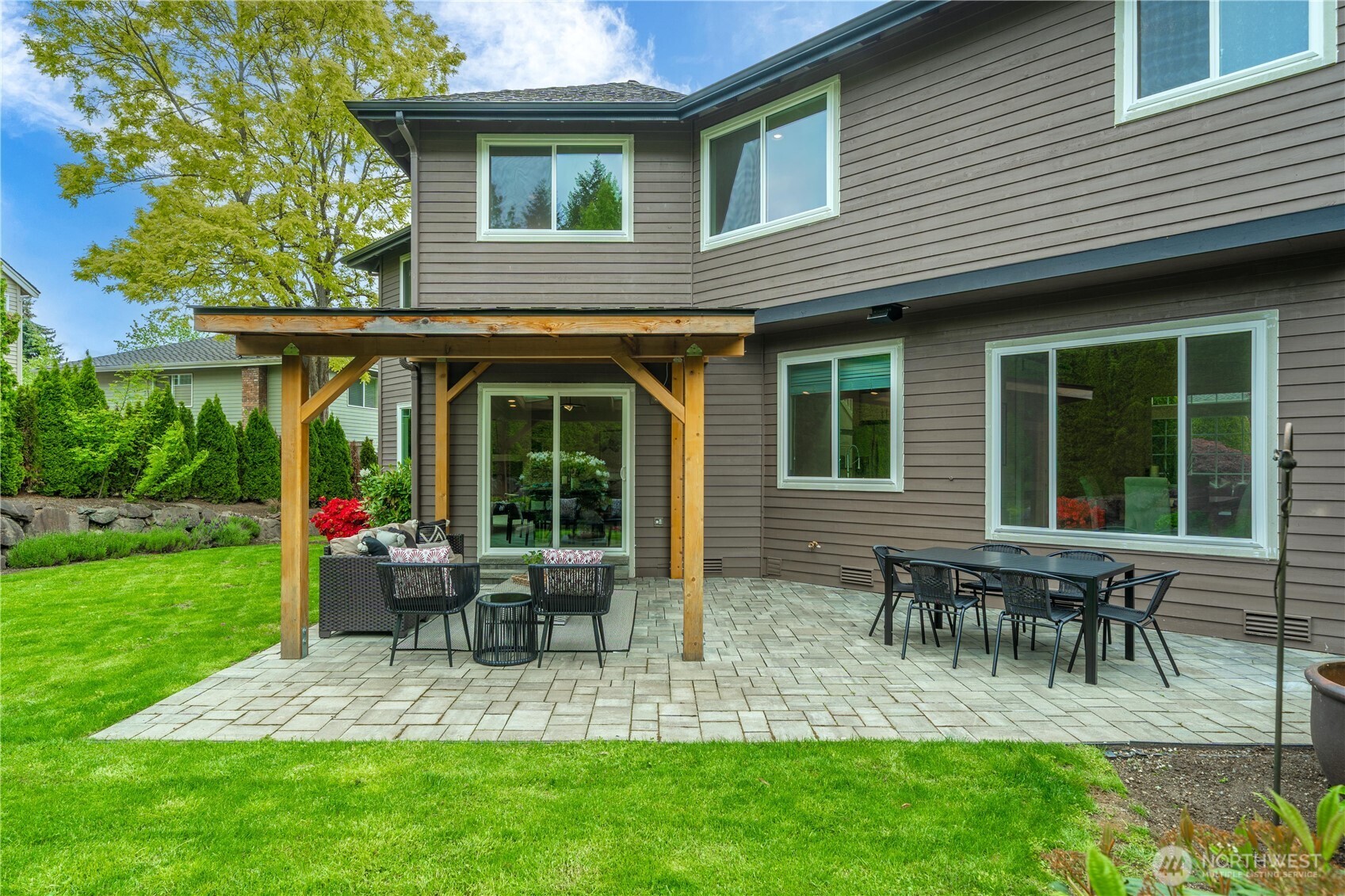 5869 Mont Blanc Place NW Issaquah WA 98027