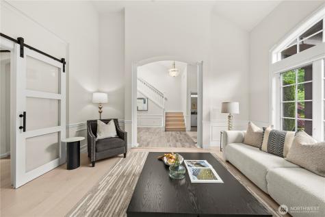 5869 Mont Blanc Place NW Issaquah WA 98027