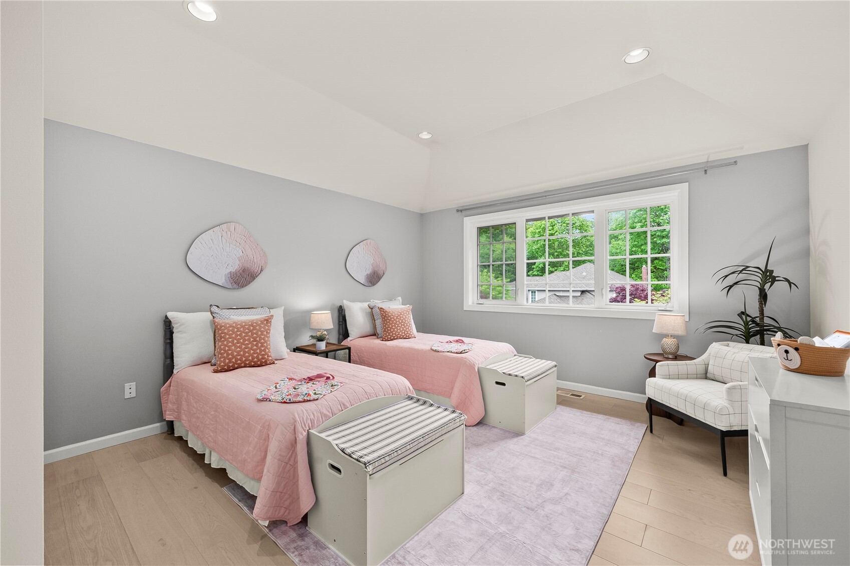 5869 Mont Blanc Place NW Issaquah WA 98027