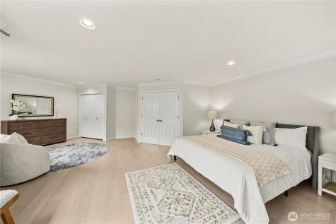5869 Mont Blanc Place NW Issaquah WA 98027