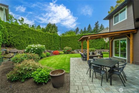 5869 Mont Blanc Place NW Issaquah WA 98027