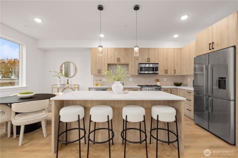 6538 Latona Avenue NE Seattle WA 98115