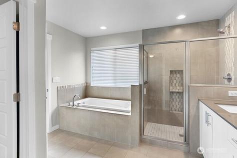1325 Seattle Hill Road Bothell WA 98012