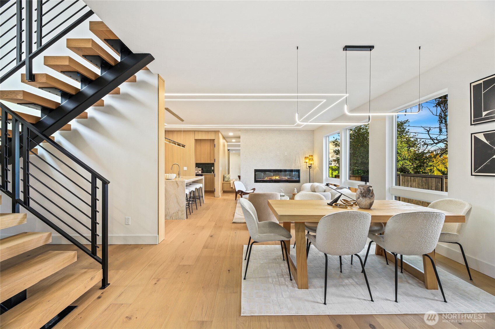 7358 33rd Avenue NE Seattle WA 98115