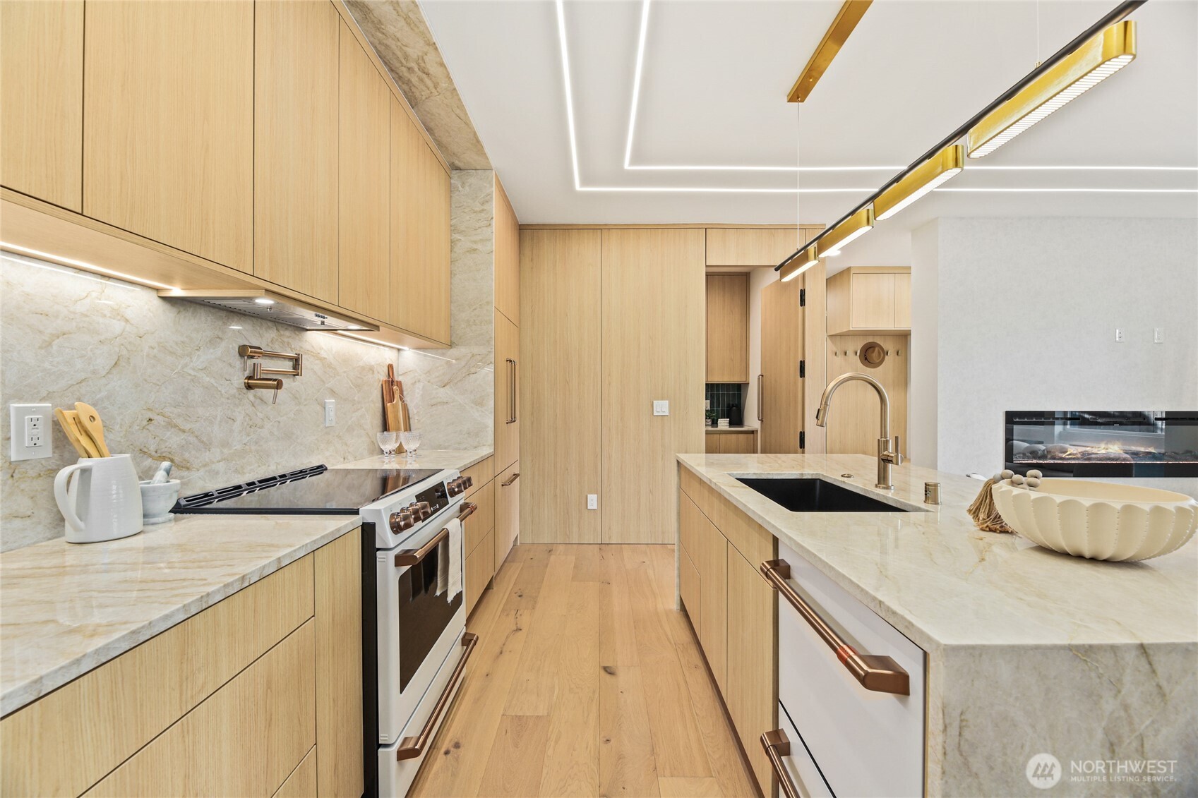 7358 33rd Avenue NE Seattle WA 98115
