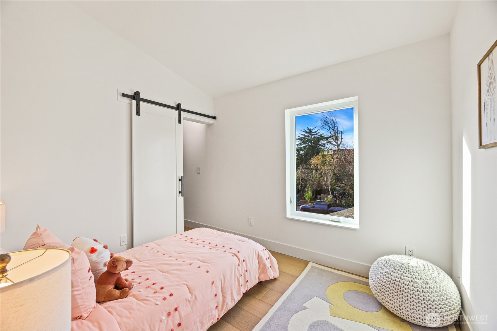 7358 33rd Avenue NE Seattle WA 98115