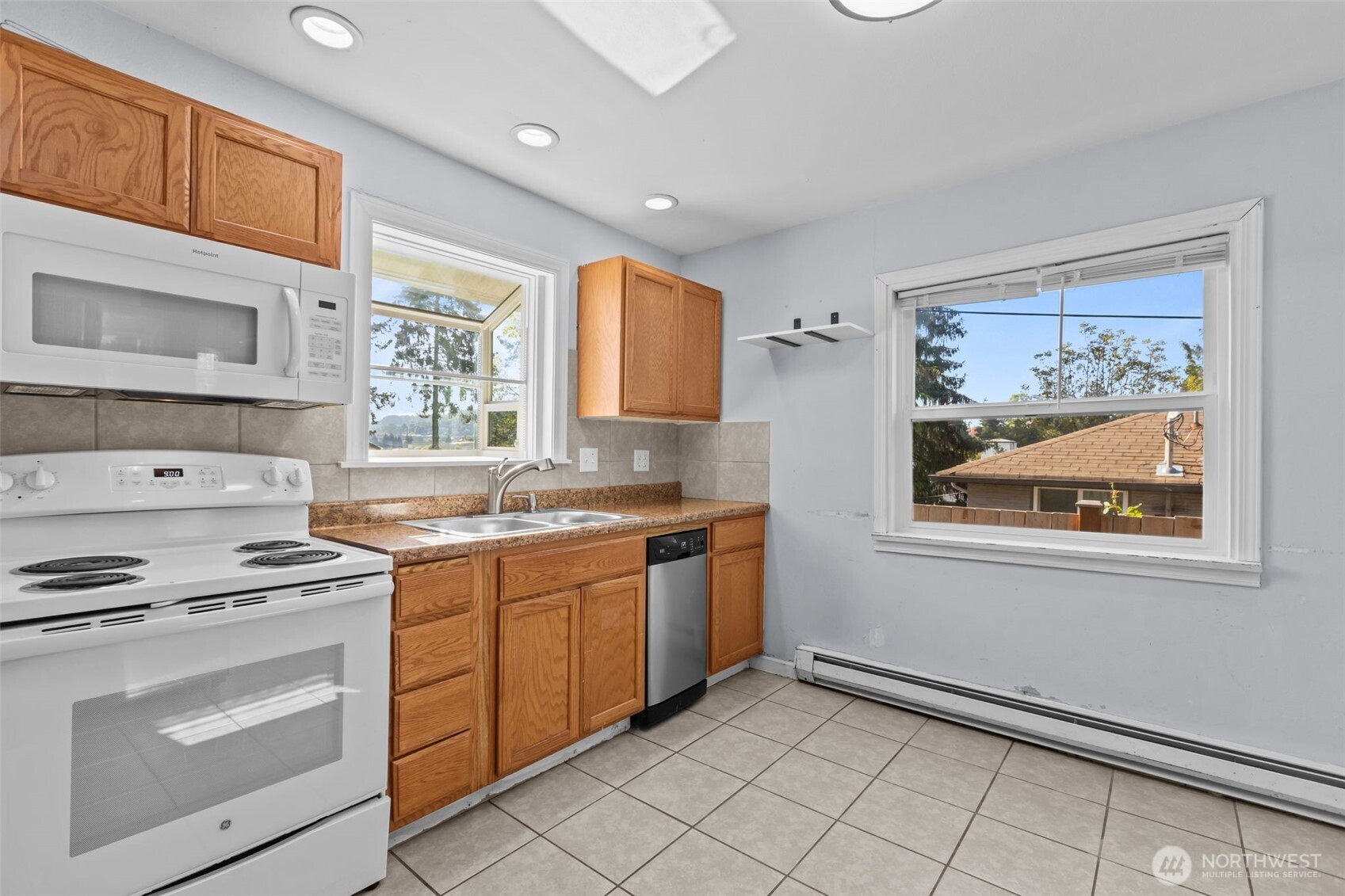 264 Taylor Ave NW Renton WA 98057