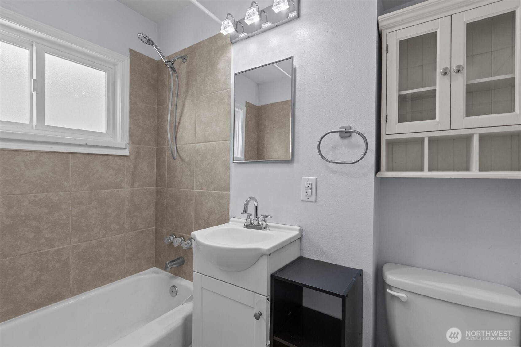 264 Taylor Ave NW Renton WA 98057