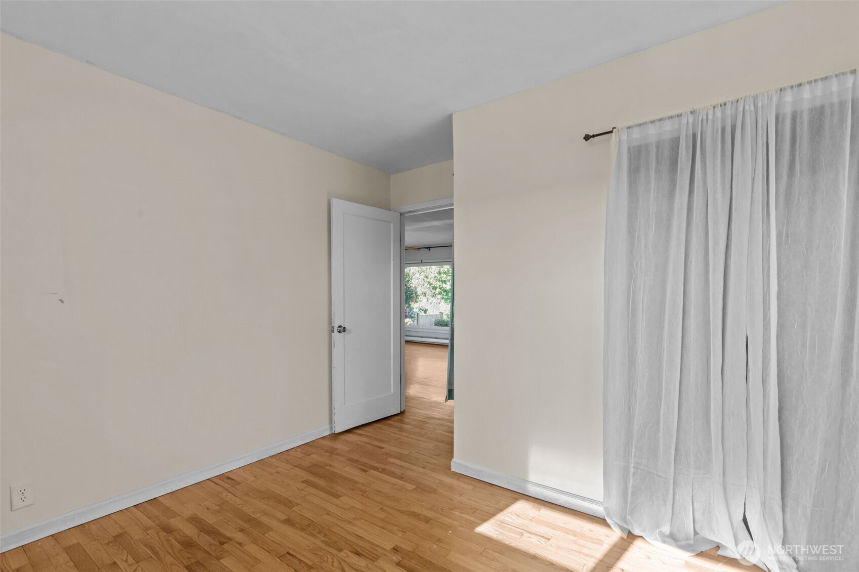 264 Taylor Ave NW Renton WA 98057