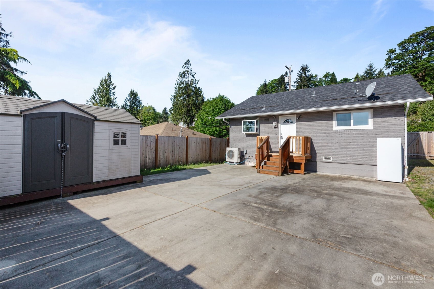 264 Taylor Ave NW Renton WA 98057
