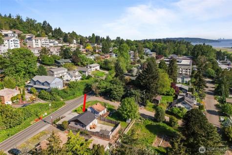 264 Taylor Ave NW Renton WA 98057