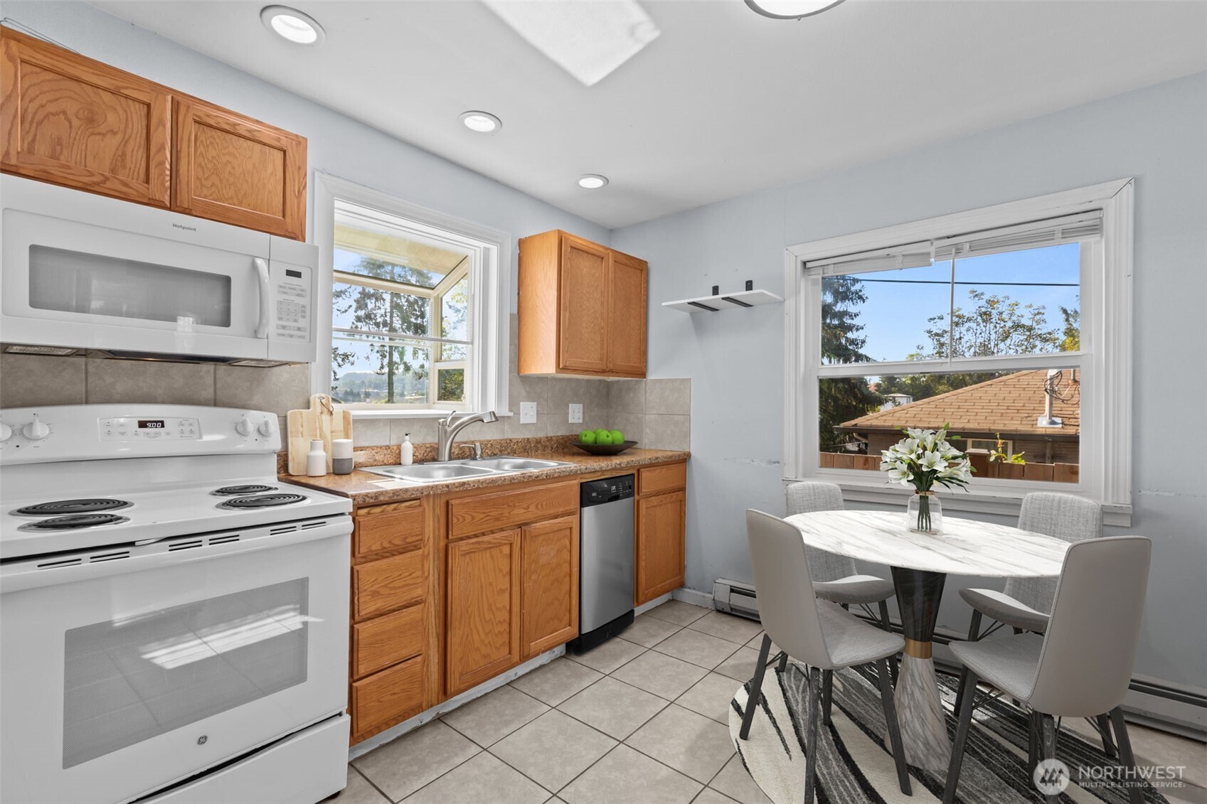 264 Taylor Ave NW Renton WA 98057